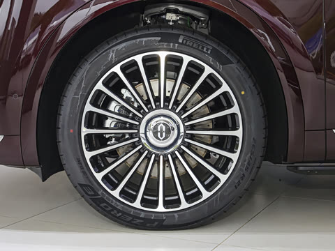 2025�� ���� Ultra�� 53.4kWh 6���� (896�߼����״