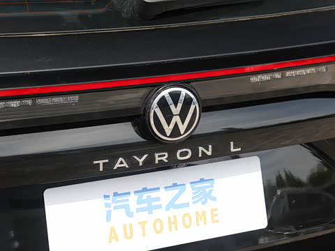 2026�� �Ŀ� ̽��L 300TSI ������Ӣ