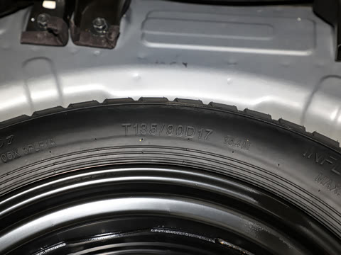 2025�� 2.0T ��������������