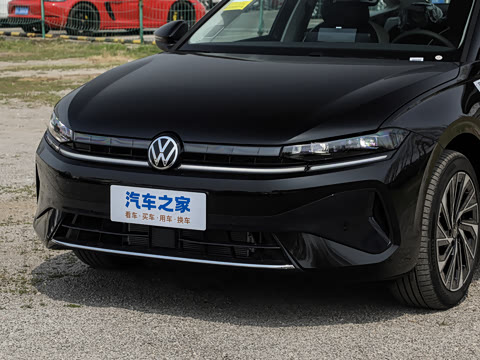 2026�� L 300TSI DSG ������