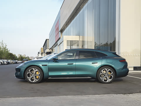 2026�� Max