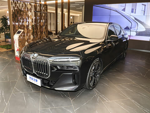 2026�� 740Li ������ M�˶���װ