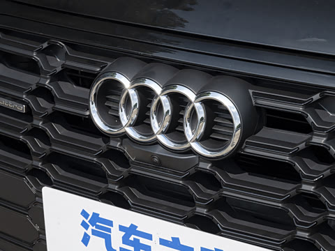 2026�� 45�����ذ� 40 TFSI ����������