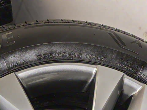 2026�� 2.5L ˫������������