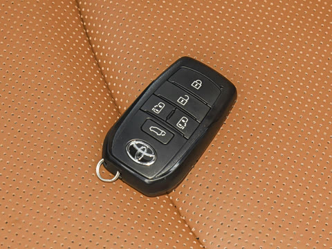 2026�� 2.5L ����׿��318��
