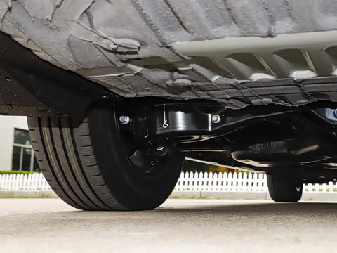 2026�� 2.5L ����׿��318��