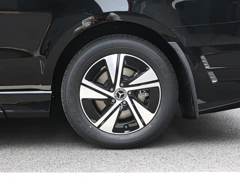 2026�� ����˹LW63