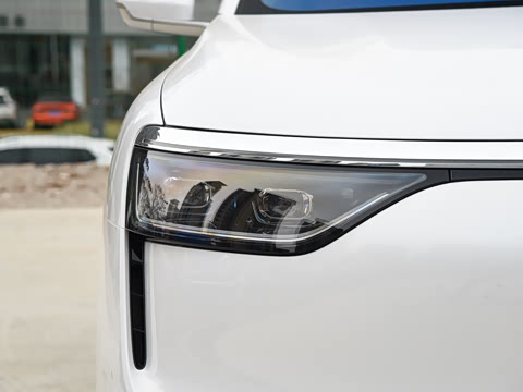 2025�� ���� Max+ ���������� 