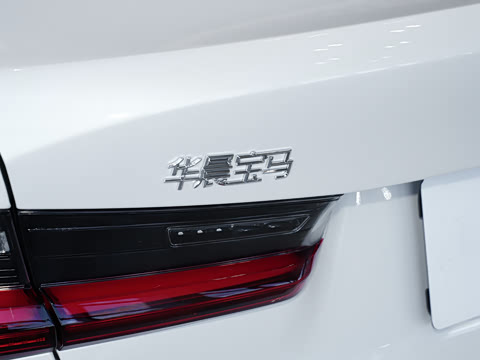 2026�� 325Li M�˶���װ