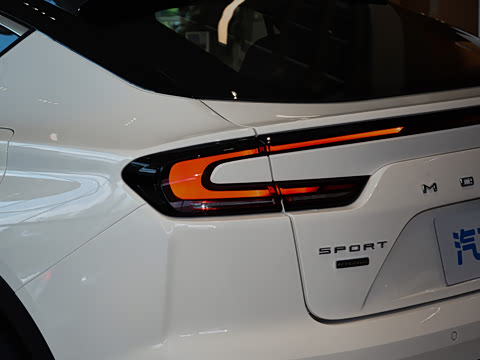 2026�� 2.0T EcoBoost E �춯 �˶���