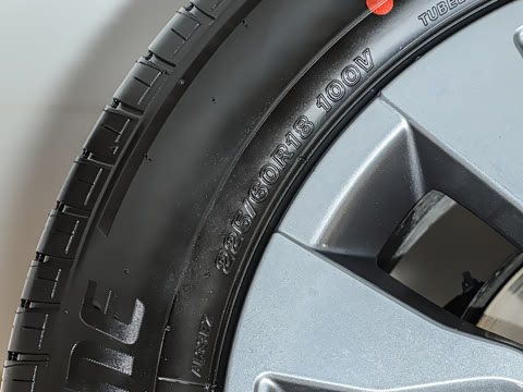 2024�� 2.5i AWD�˶��� EyeSight