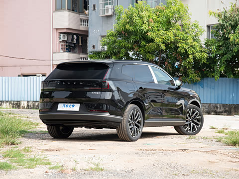 2026�� ������������Plus