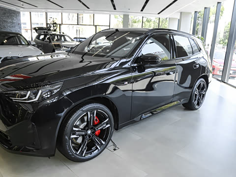 2026�� M50 xDrive