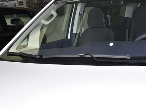 2025�� 2.0L CNG��Ӣ�� 9��