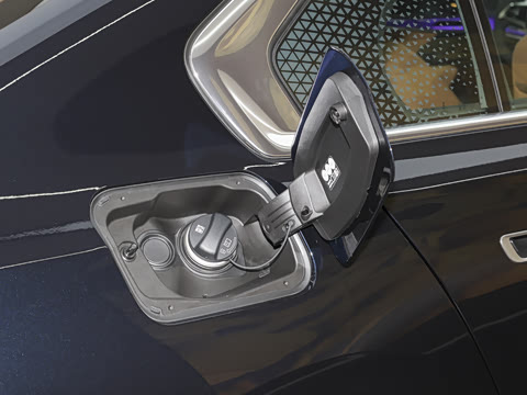 2026�� 735Li ������װ