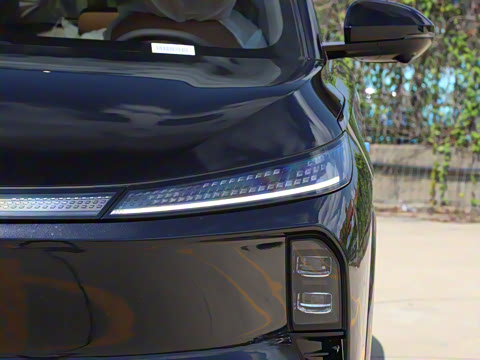 2025�� 185KM�����