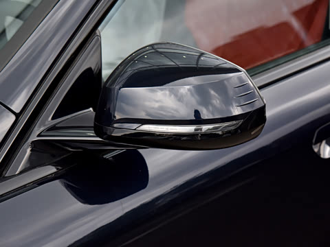 2026�� 225L M�˶���װ