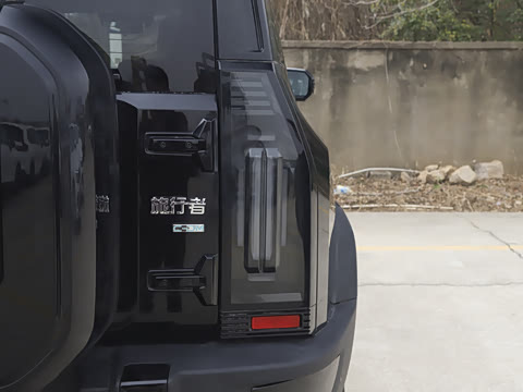 2026�� 211km XWD ����