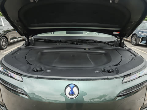 2025�� ������