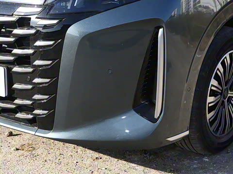 2026 DM-i 1.5T 218KM Խ