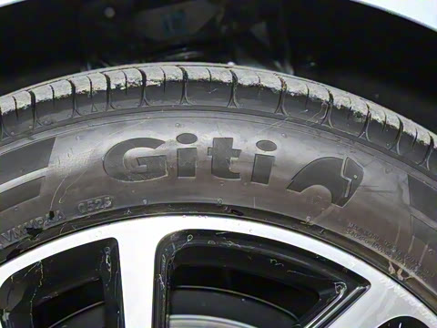 2025�� ���� Plus ��������