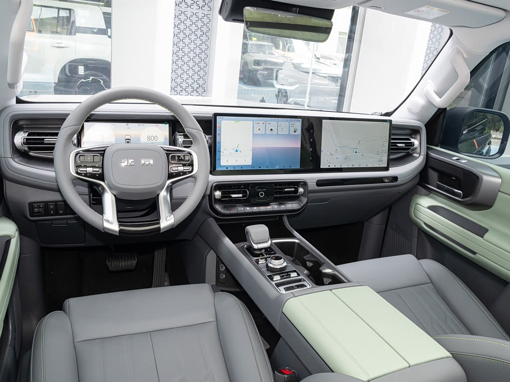 BAIC BJ40 II, Внедорожник 5 дв.: фото поколения