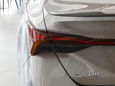 2026�� ˫�� 2.5L XLE����