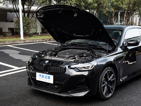 2026�� M240i xDrive