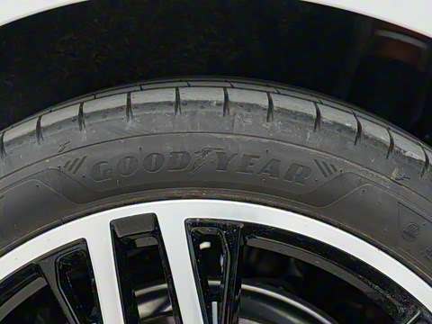 2026�� 2.0T �˶��� Plus