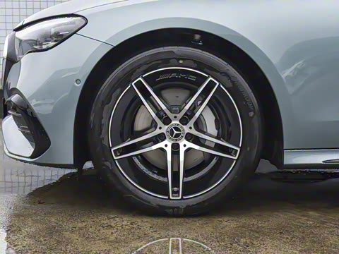 2026�� E 300 ʱ�����˶���