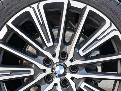 2025�� xDrive25i M�˶���ҹ��װ