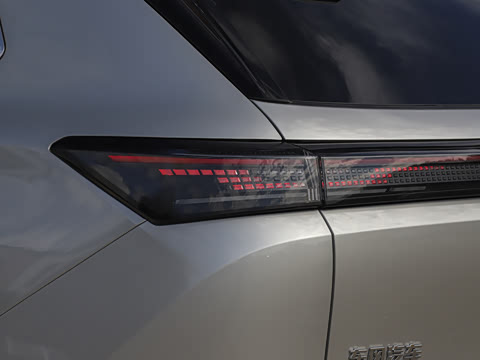 2025�� 185KM�����