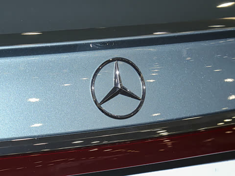 2026�� E 260 �˶���