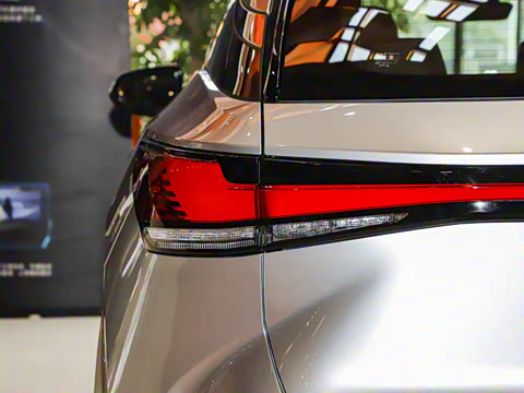 2025�� 350h ����������