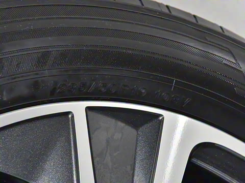 2026�� 300 ����������