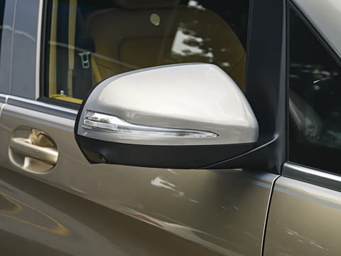 2025�� 2.0T �����