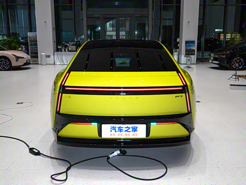 2025�� 702 ������ Ultra