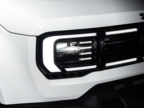 2025�� Ԫ�����а�