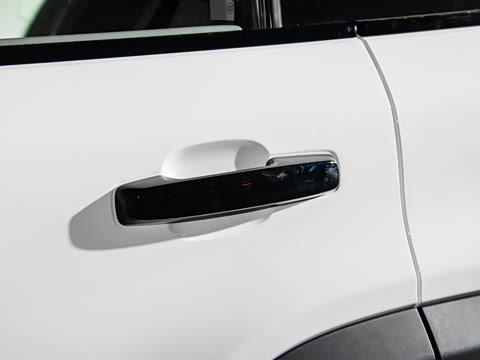 2025�� Ԫ�����а�