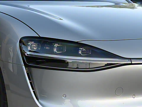 2025�� ���� Ultra��������