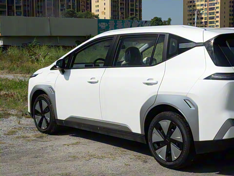 2025�� Plus 430 ������