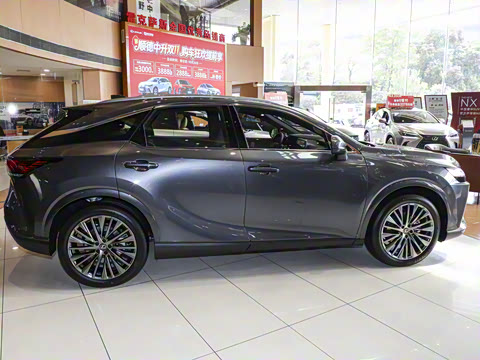 2026�� 350h ����������