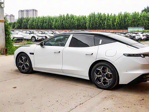 2025�� 120����Ultra