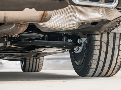 2026�� 325i M�˶���װ