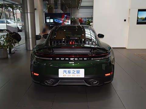 2026�� Carrera 3.0T