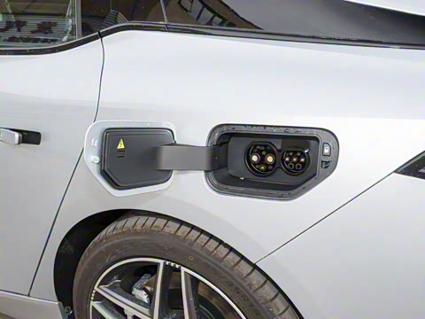 2025�� 630 Lite��