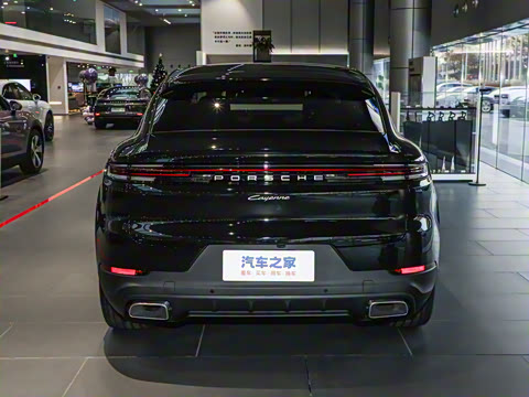 2026�� Cayenne Coup�� 3.0T