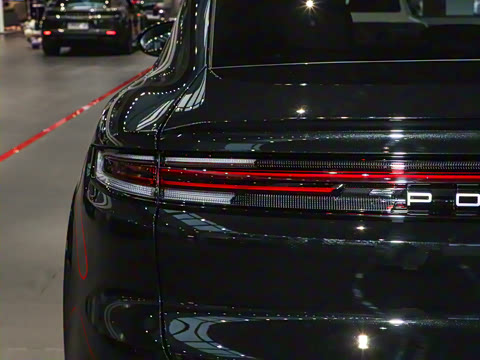 2026�� Cayenne Coup�� 3.0T