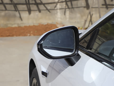 2026 007+  650 Ultra+״