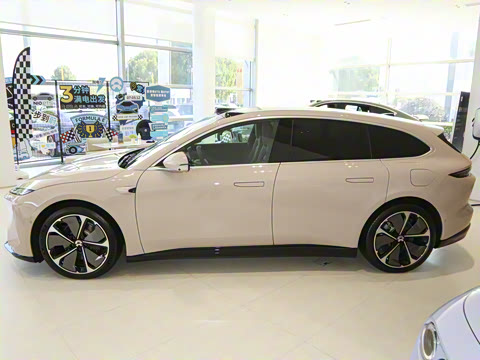 2025�� 100kWh Touring